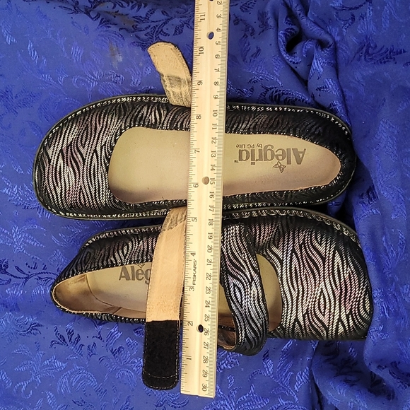[GUC] Alegria Feliz FEL-345 Purple, Silver, Black Ric-Rac Zebra Print Mary Janes - Picture 10 of 16